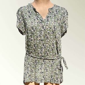 Full Moon Sz M Maternity Cap Sleeve Crinkle Blouse! EUC!